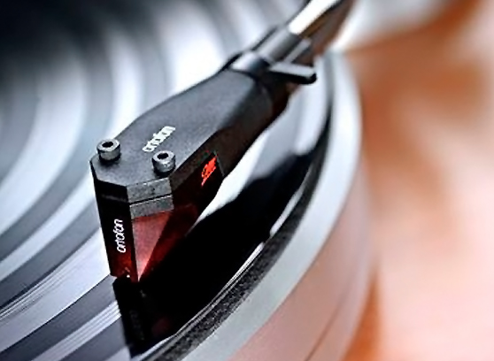 Ortofon 2M Red - cecha 1